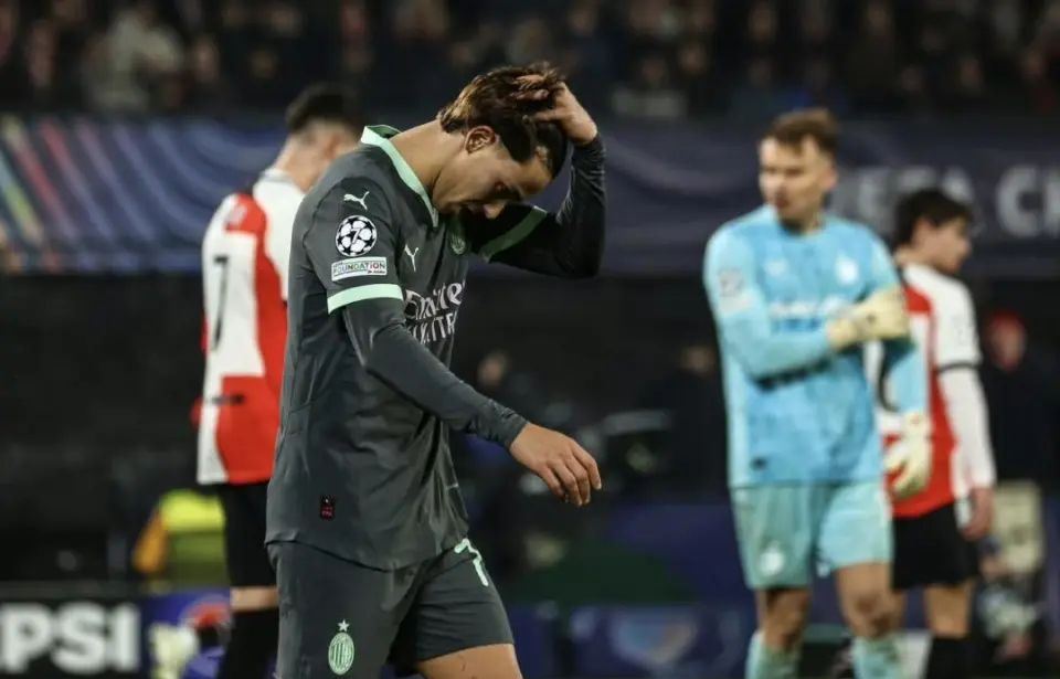 关于拜仁慕尼黑赛后状态回暖；志在荷甲名次提升；更衣室稳定；年轻球员得到机会的信息