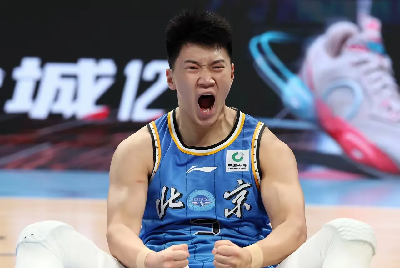 爱游戏包含北京首钢发布备战花絮；今晚止住颓势；CBA常规赛任务艰巨；训练强度明显提升的词条